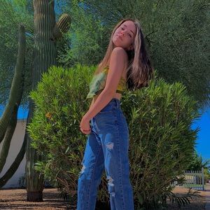 Meet your Posher, Tessa